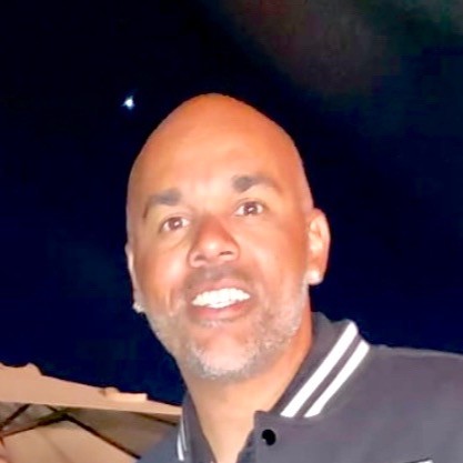 Portrait of Thomas Hill, Vice President of U.S. Franchise Systems at Rented123